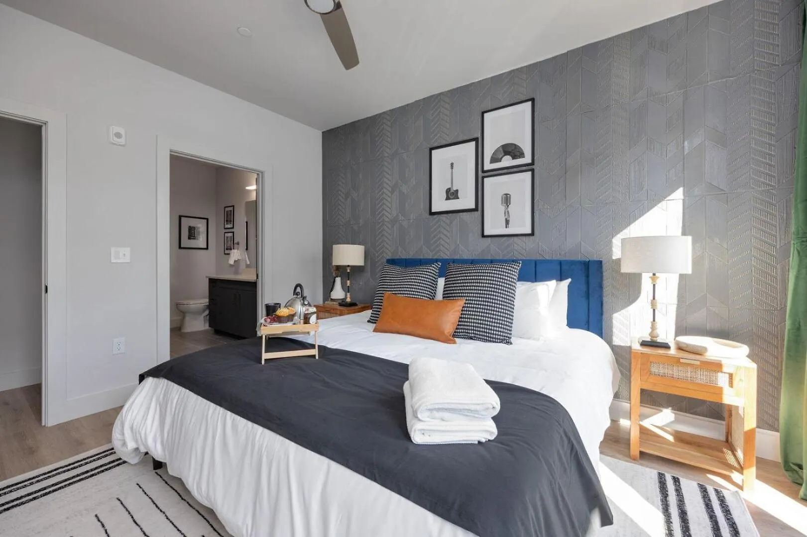 Riffs - 2 Unit Odyssey Combo - Heart Of Midtown Villa Nashville Holiday home